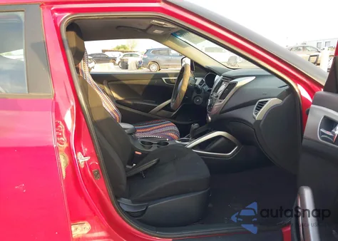 2015 Hyundai Veloster из США, поврежденный, VIN KMHTC6ADXFU236130